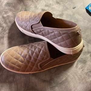 Steve Madden slip on sneakers